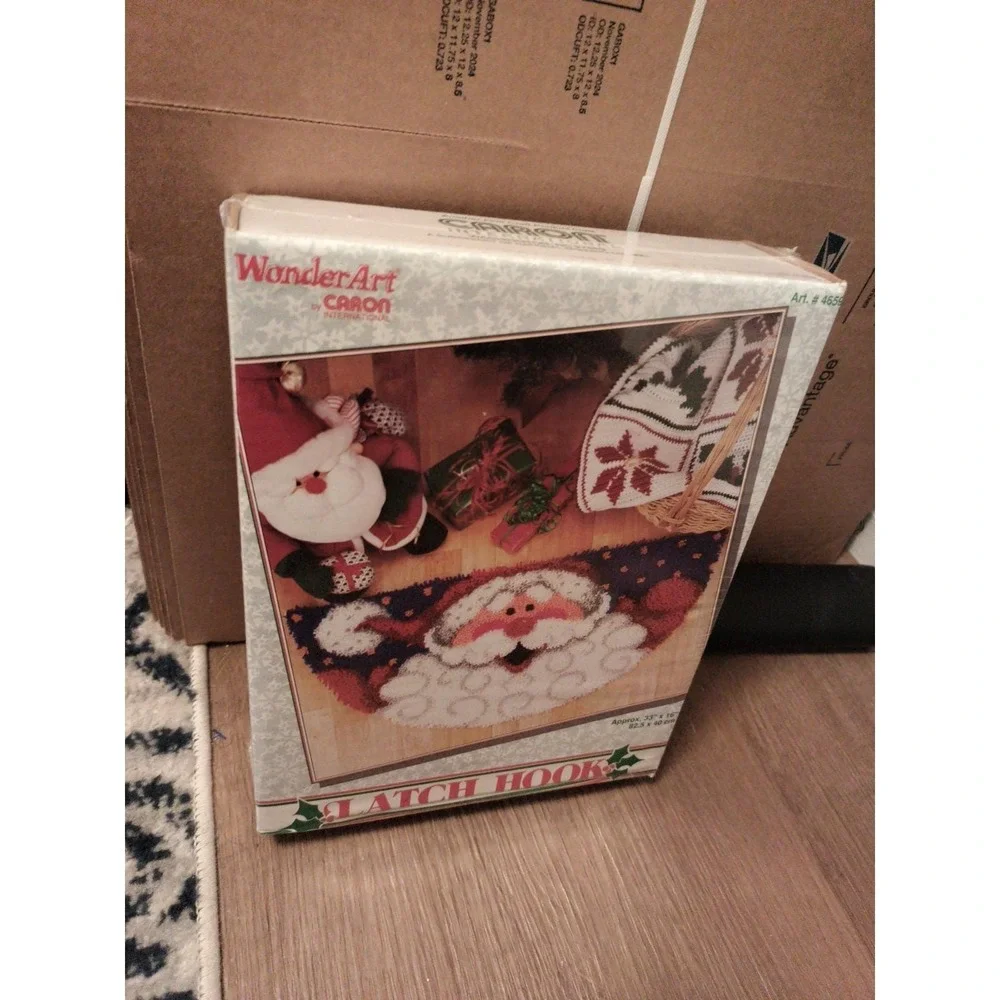 Wonder Art Caron Latch Hook Kit #4659 Kris Kringle Inside Mat 33